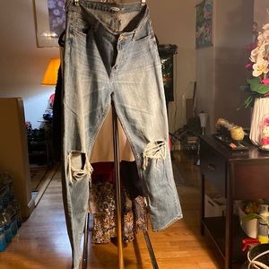 OLD NAVY BOYFRIEND MID-RISE BLUE JEANS